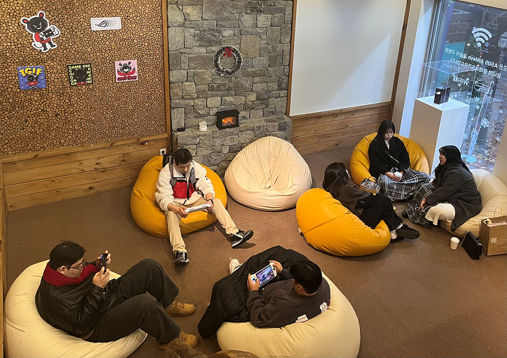 ASUS WiFi 7 Gaming Zone - Extra Stage #5