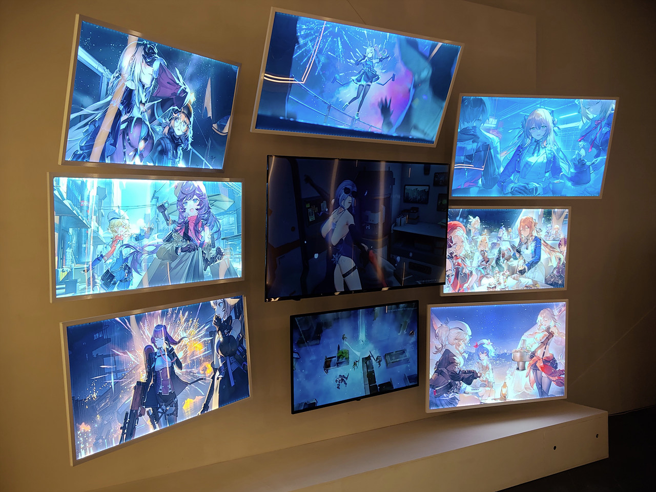 Girl's Frontline 2 : Exilium GALLERY - Artwall Zone